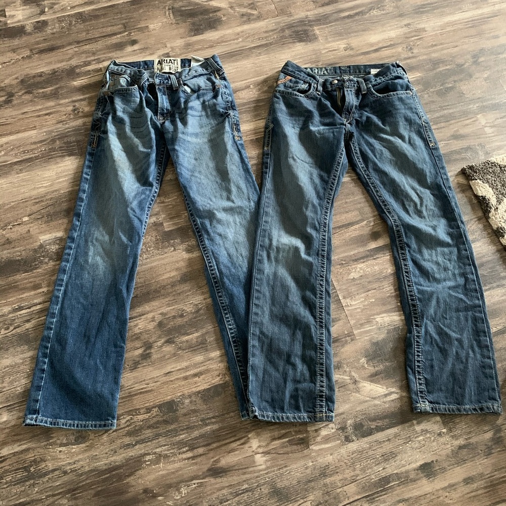 Like new Ariat Jeans only wore a few times.